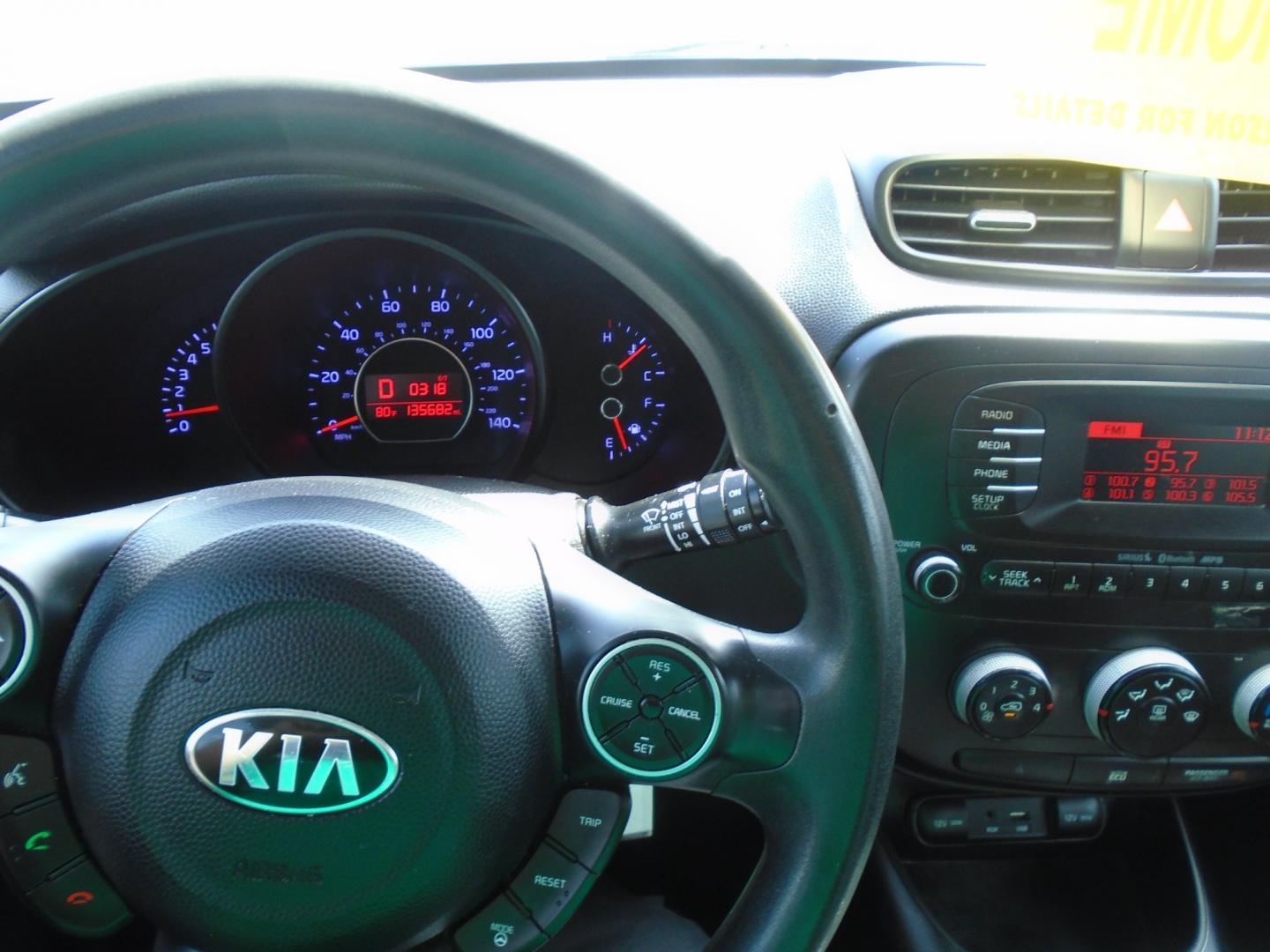 2015 Kia Soul (KNDJP3A55F7) , located at 6112 N Florida Avenue, Tampa, FL, 33604, (888) 521-5131, 27.954929, -82.459534 - Photo#9